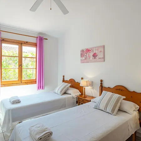 Villa Flor By 3Villas Hébergement de vacances Cala'N Bosch (Menorca)