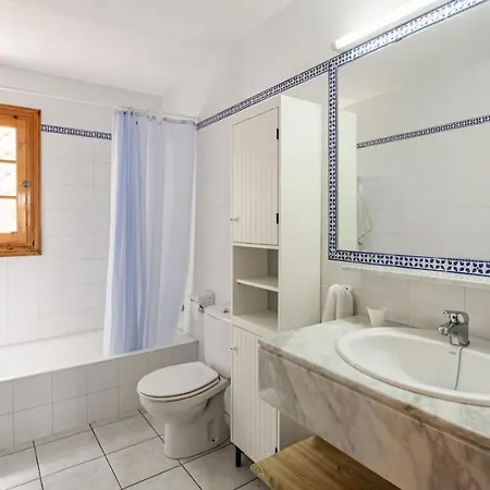 Flor Holiday home Cala'N Bosch (Menorca)